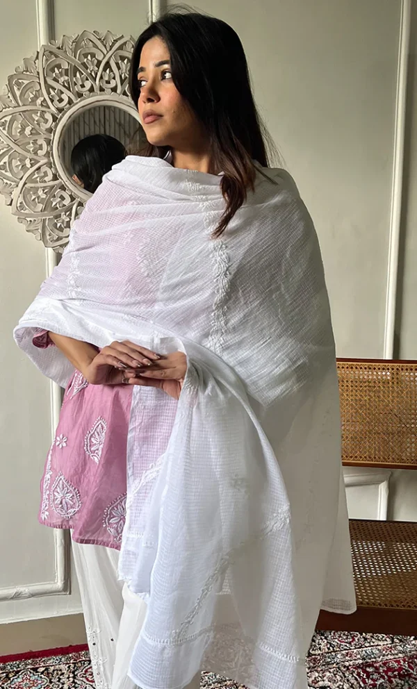 Ada Hand Embroidered White Cotton Lucknowi Chikankari Dupatta